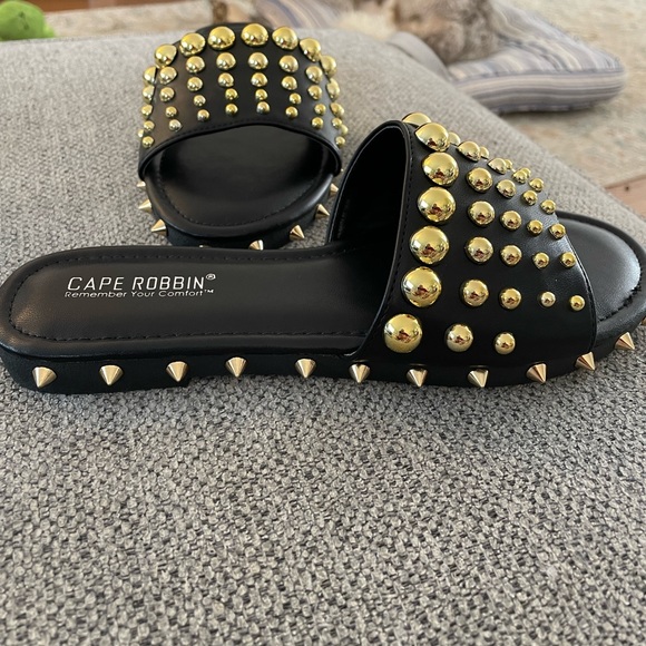 Brand new never worn sandals - Picture 2 of 2